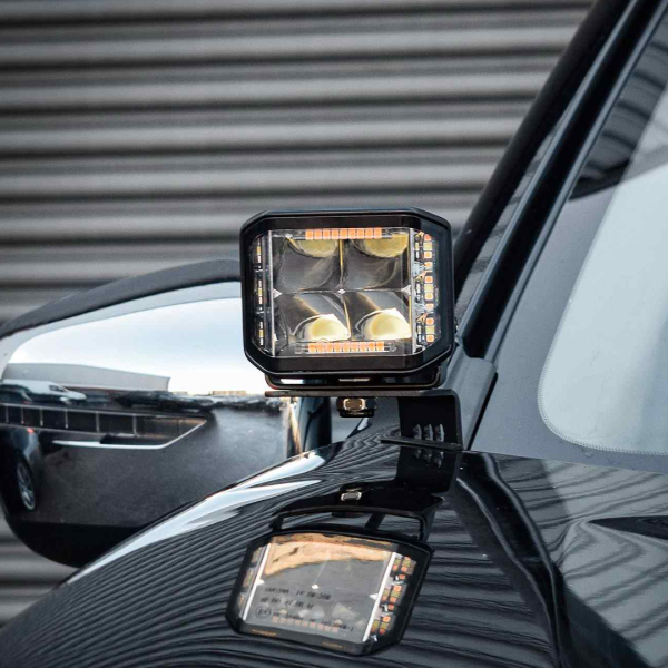 Bonnet Light